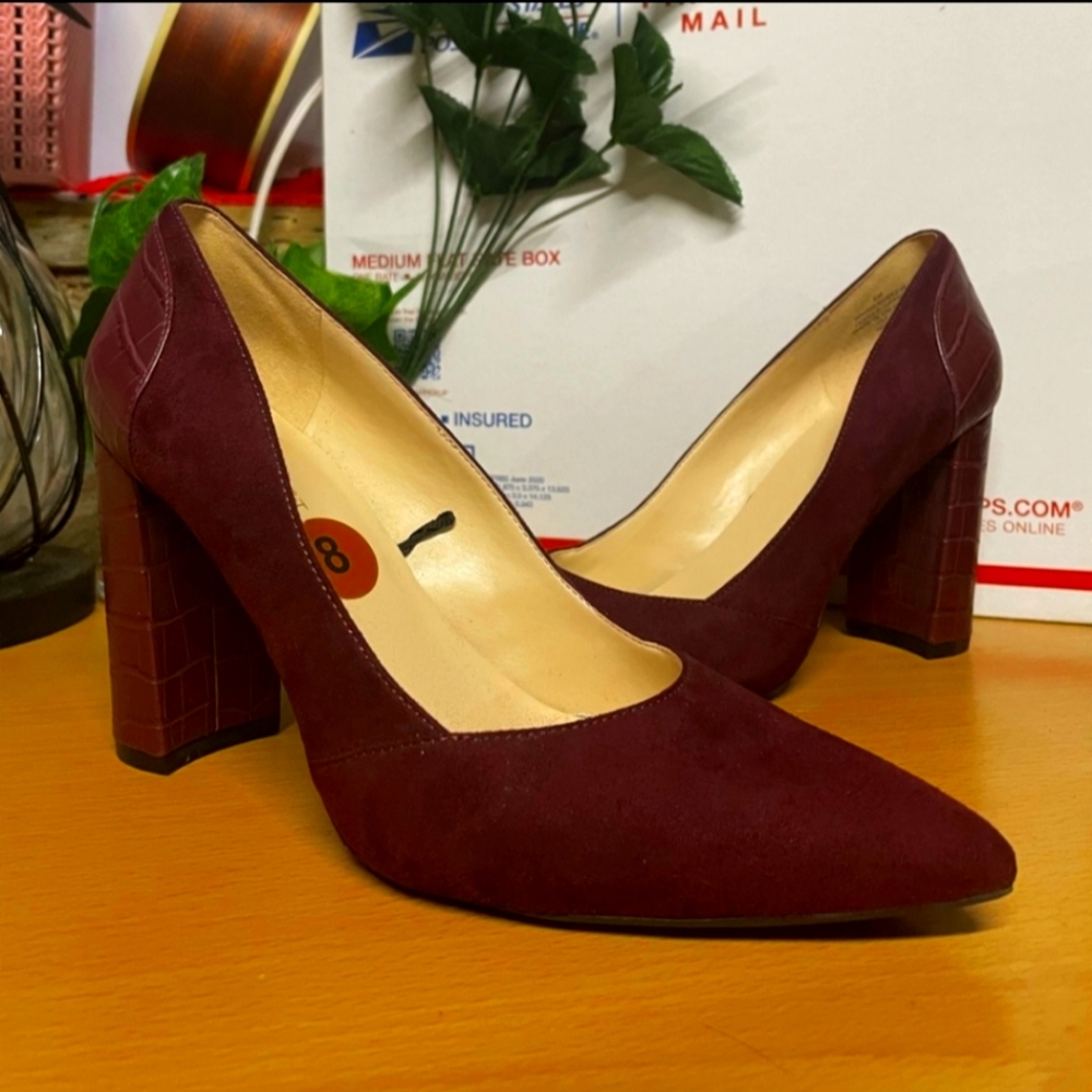 Nine West Burgundy Red Faux-Suede Croc Embossed Pointed Toe Block Heel Pumps